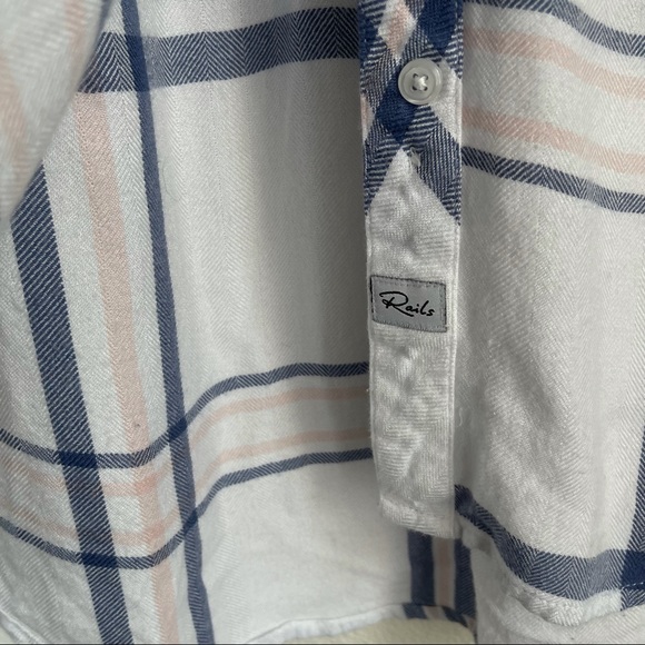 Rails Plaided Button Down Long Sleeve Flannel - Picture 4 of 6